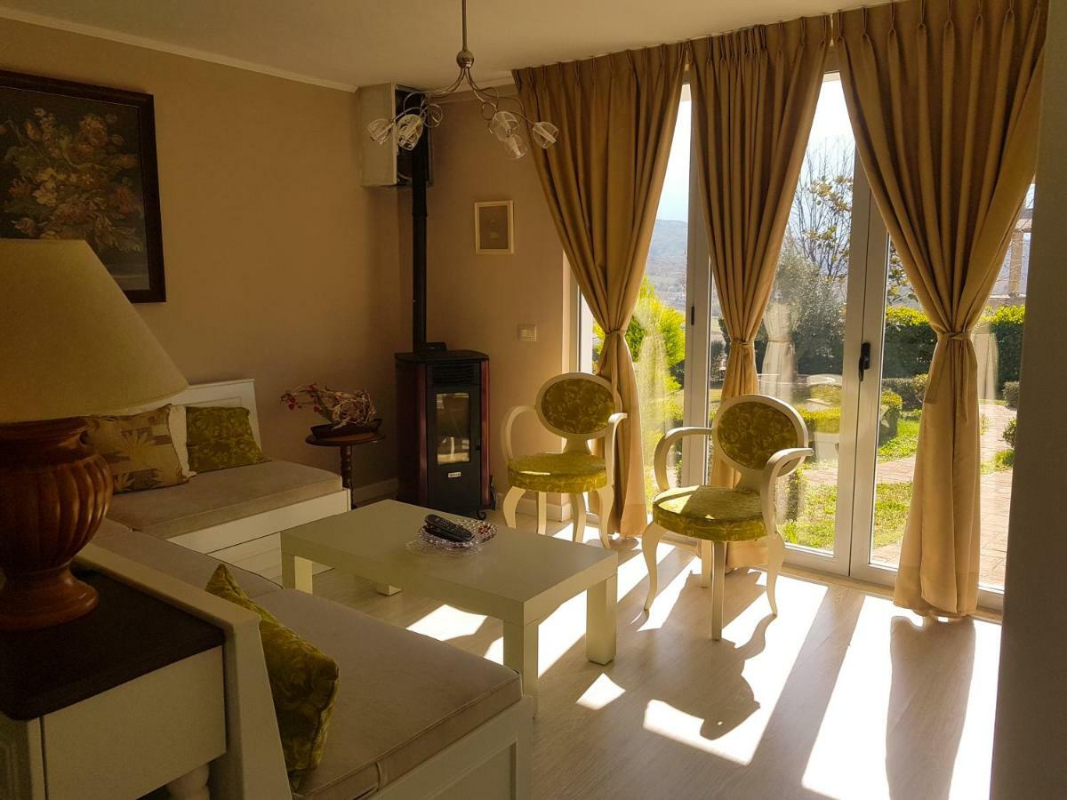 Vila Elida Tragjas Luaran gambar
