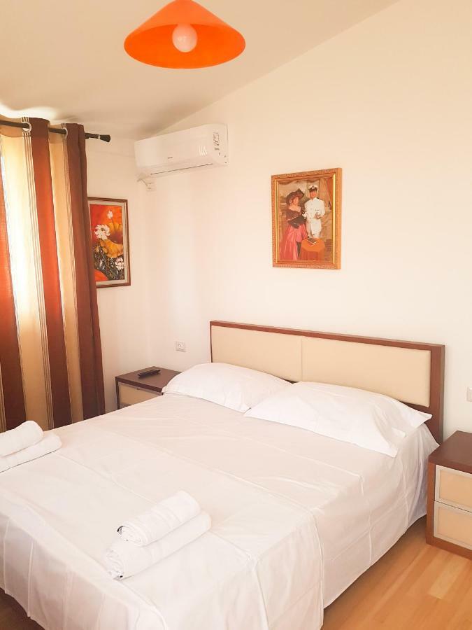 Vila Elida Tragjas Luaran gambar